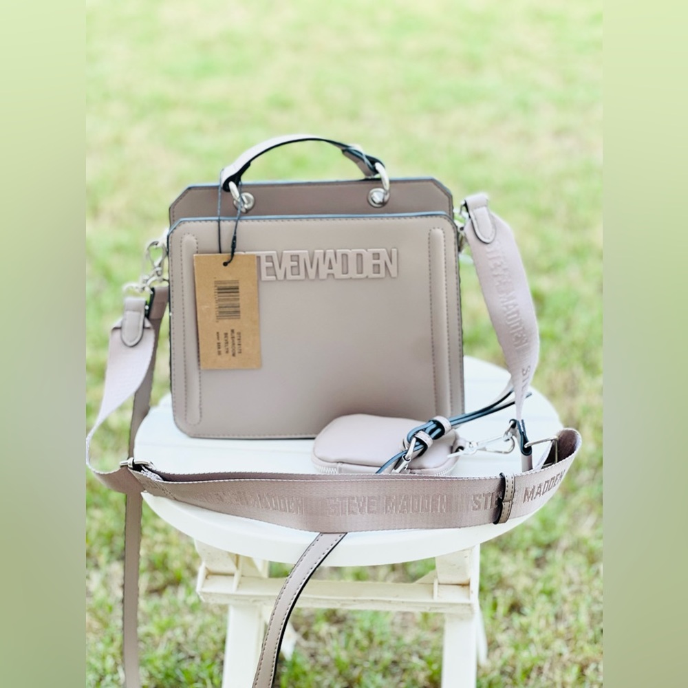 steve madden MUshroom crossbody bag